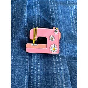 FLORAL Retro Sewing Machine Enamel Lapel Pin NEW